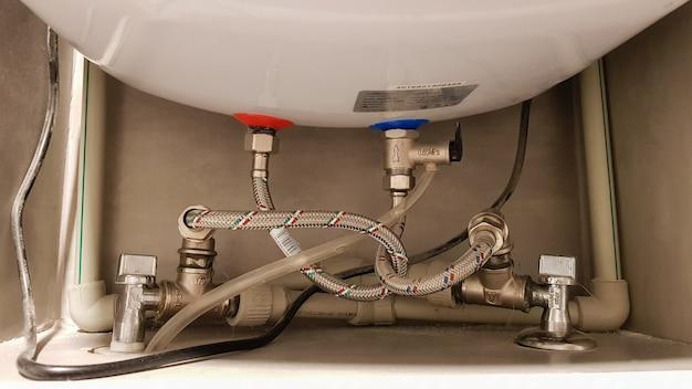 hook up refrigerator water lines to hot water heater