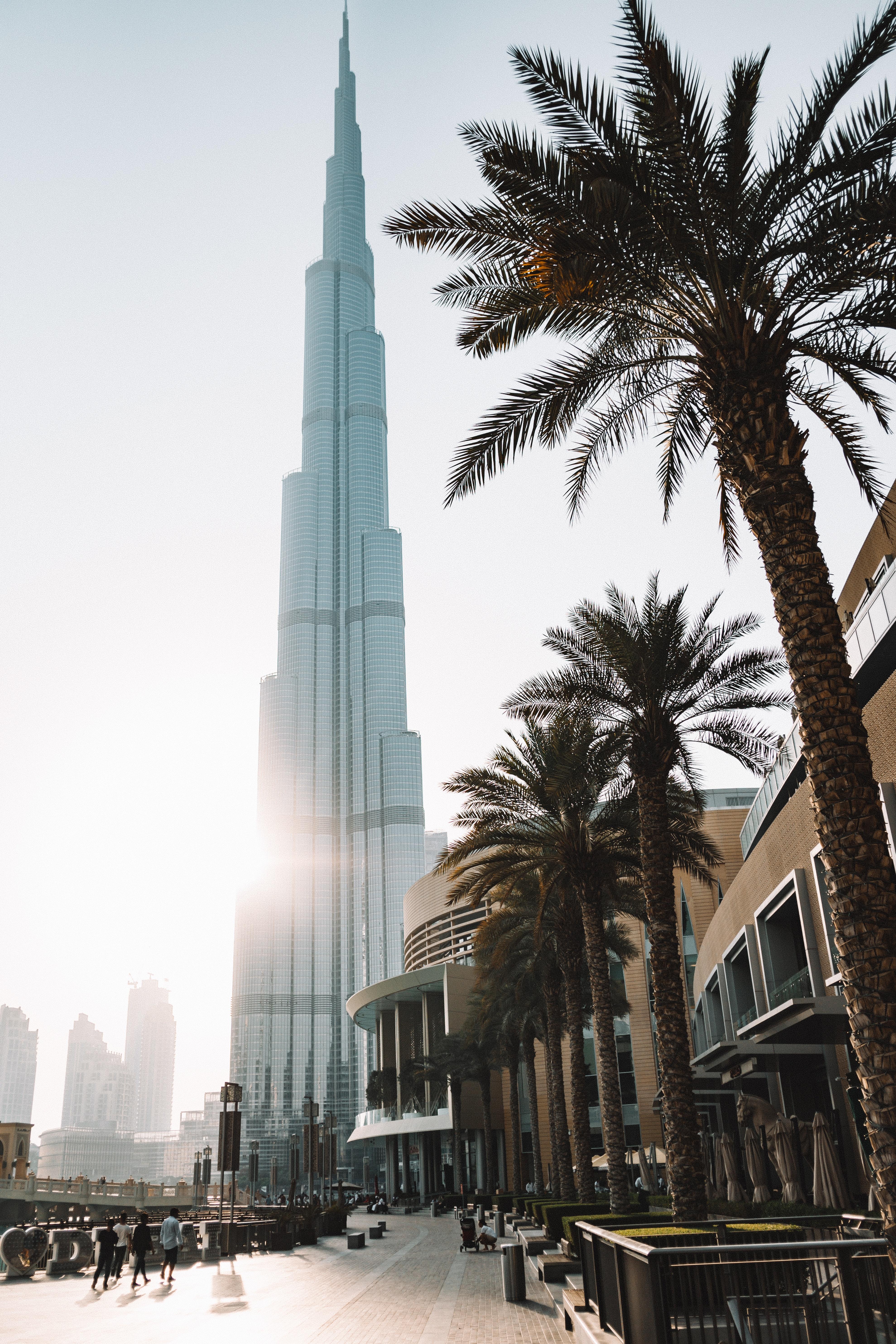 starting a business in dubai as a foreigner cost
