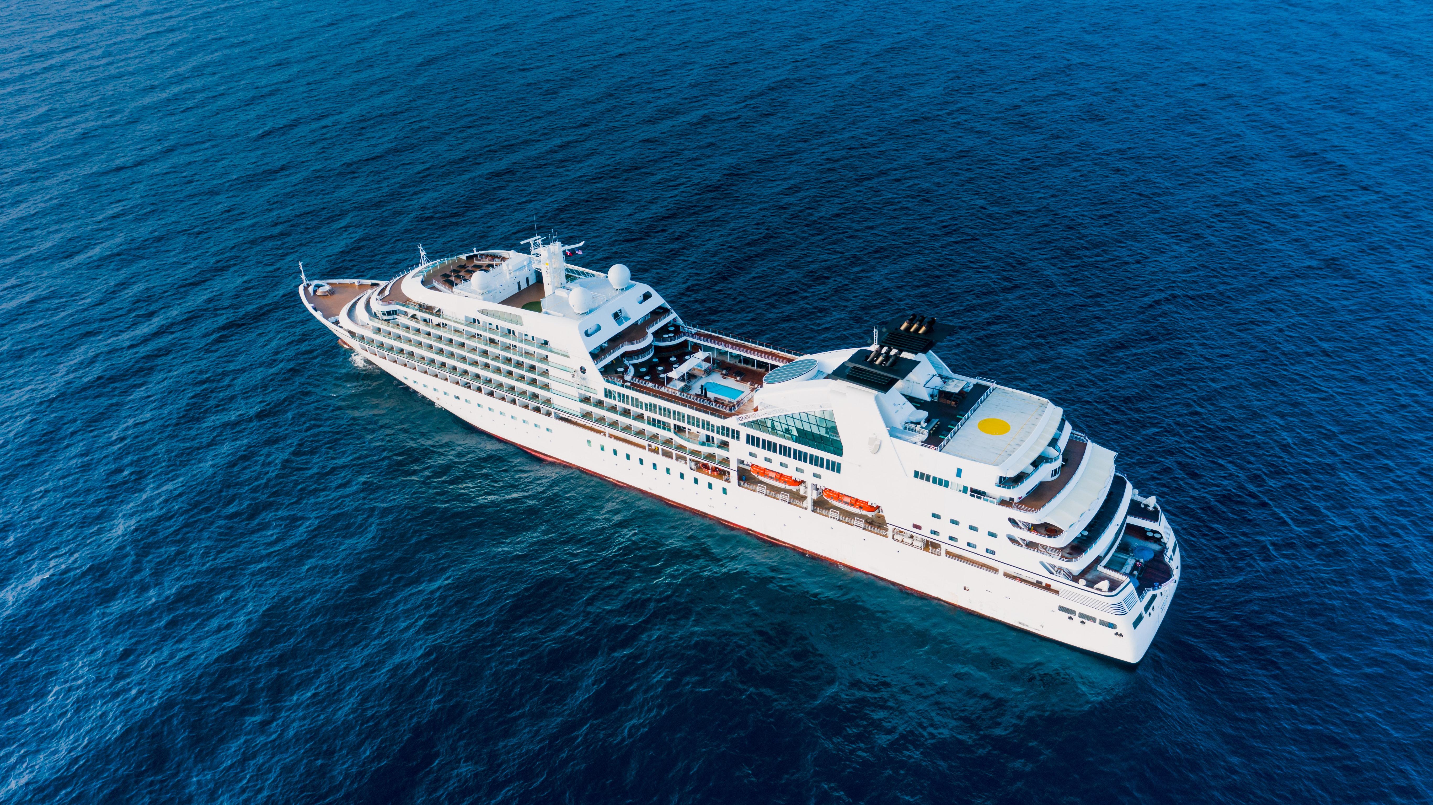 aqua blue cruises