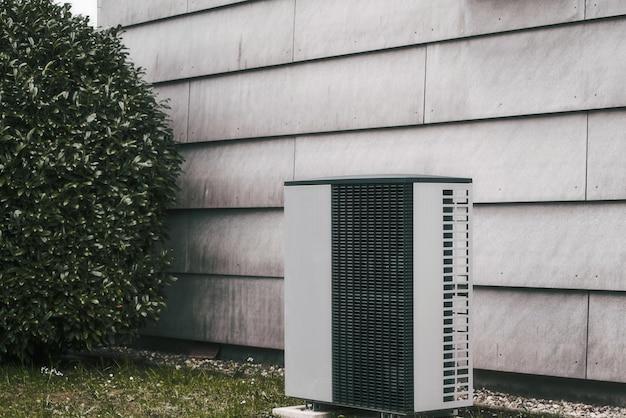 can heat pumps be installed in old houses