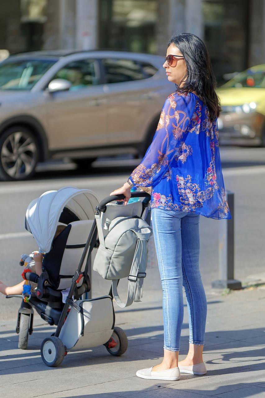 celebrity baby strollers