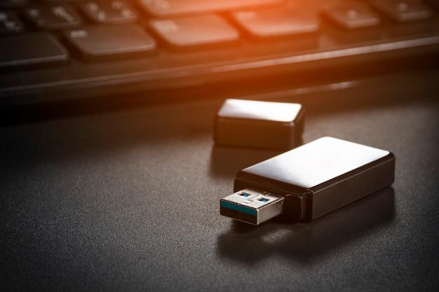 how to convert vhs tapes to flash drive