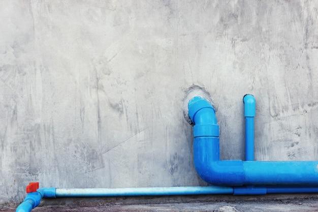 how to fix a leaking pipe in a concrete wall
