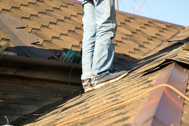 shingle roof maintenance