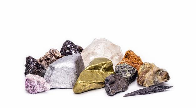 naming minerals