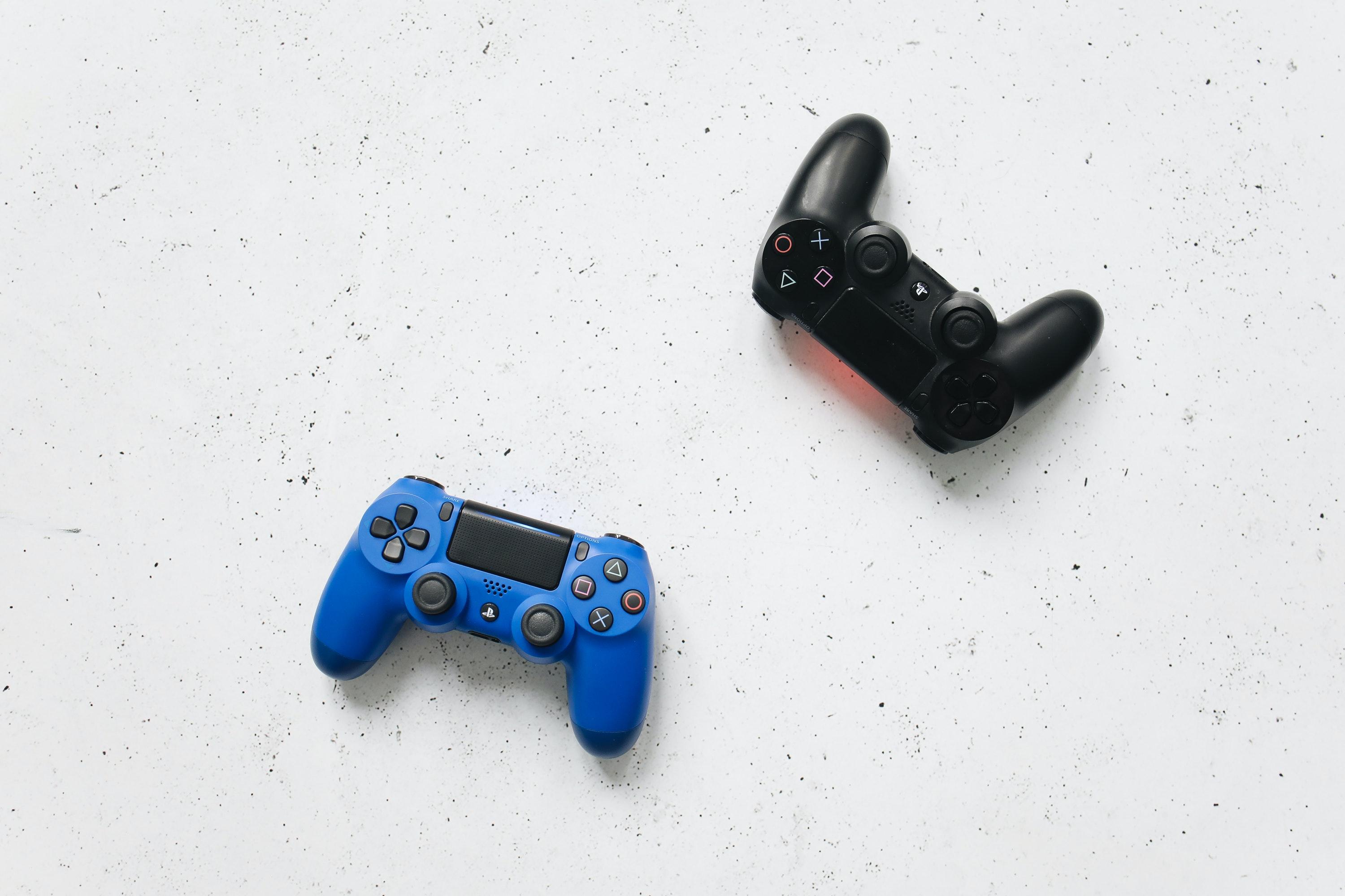 Can a PS4 controller work on PS2?