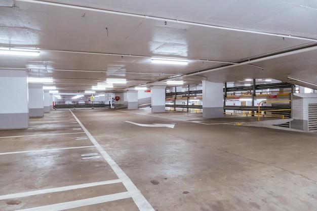 north white plains station parking garage