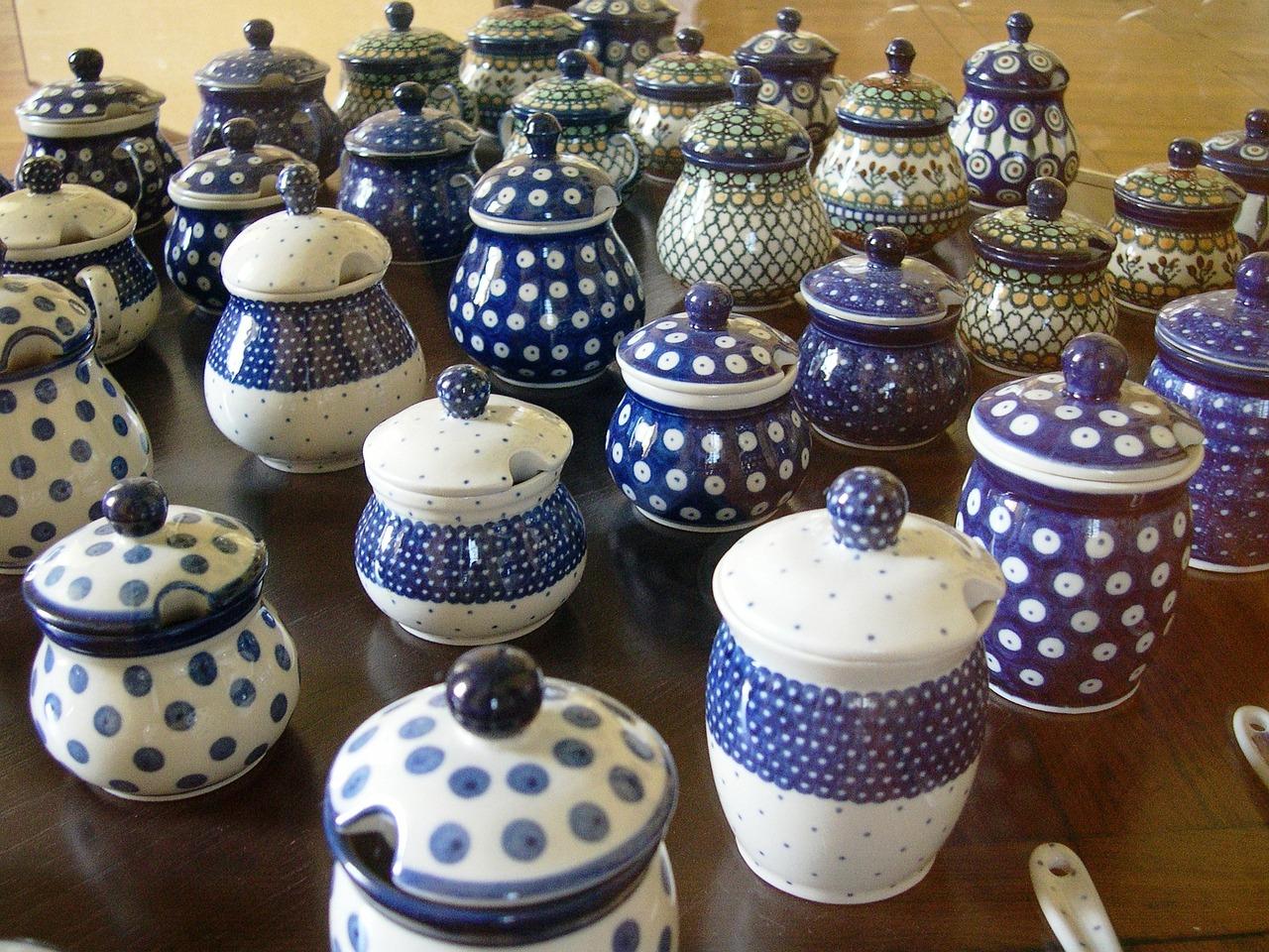 polka dot pottery