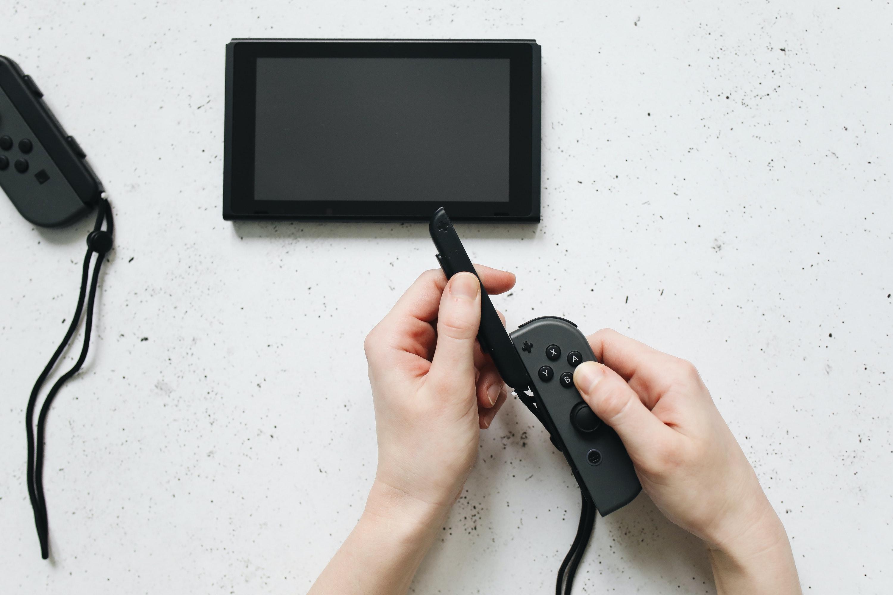 Why did Nintendo discontinue the Switch?