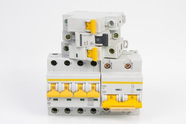  What Breakers Are Compatible With Eaton 