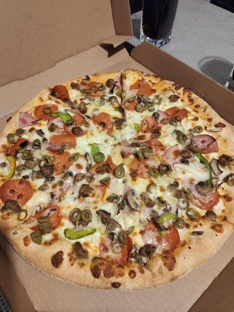 What Is On An Extravaganza Pizza From Dominos 