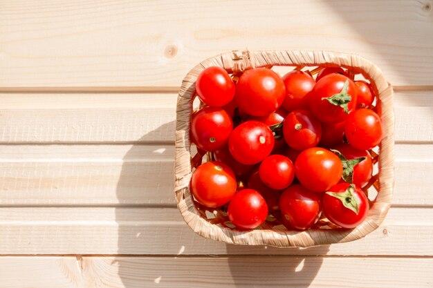 Are grape tomatoes genetically modified? 