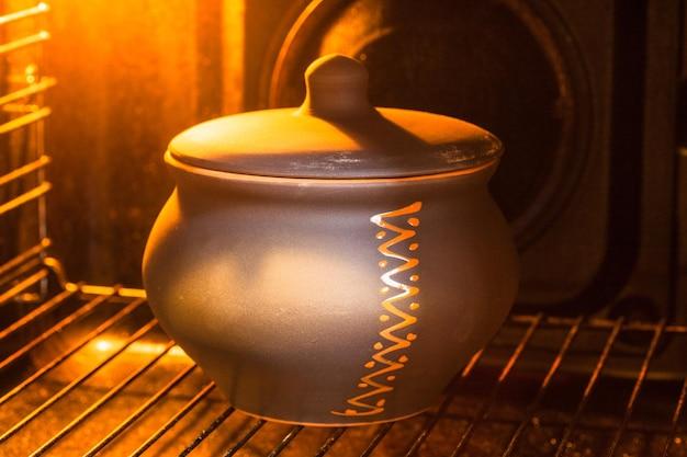  Can I Put My Ceramic Crock Pot On The Stove 