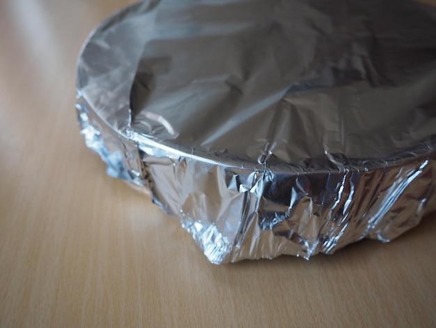  Can I Use Aluminium Foil Instead Of Baking Paper For Cake 