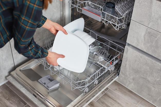 Can You Put Bone China In The Dishwasher 