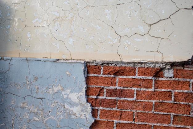  Can You Use Caulk On Plaster Cracks 