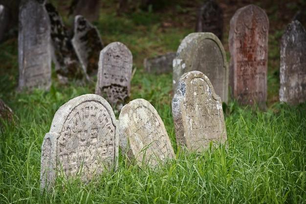  Can You Use Simple Green On Headstones 
