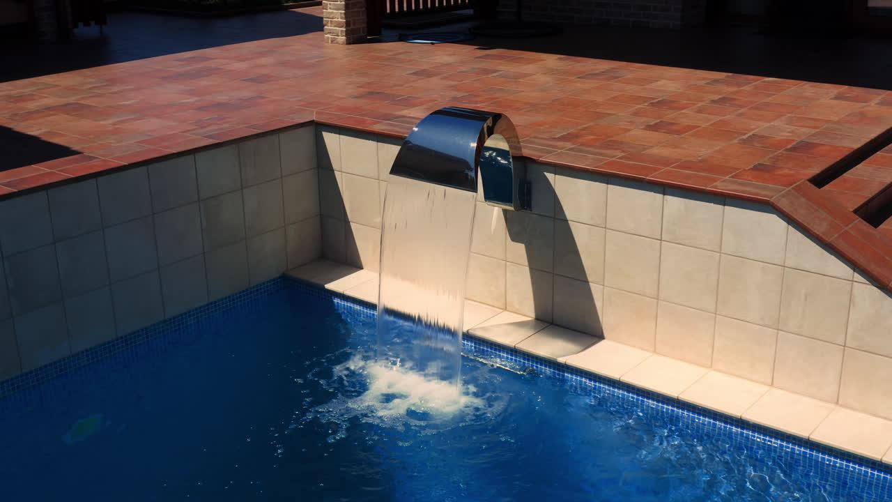  What Is Wet Edge Pool Finish 