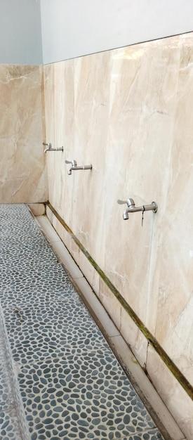  Do Pebble Shower Floors Need Sealing 
