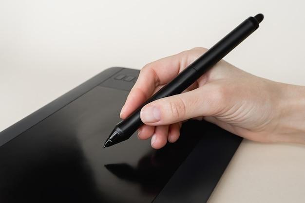 Do You Need To Charging A Huion Drawing Tablet Pen 