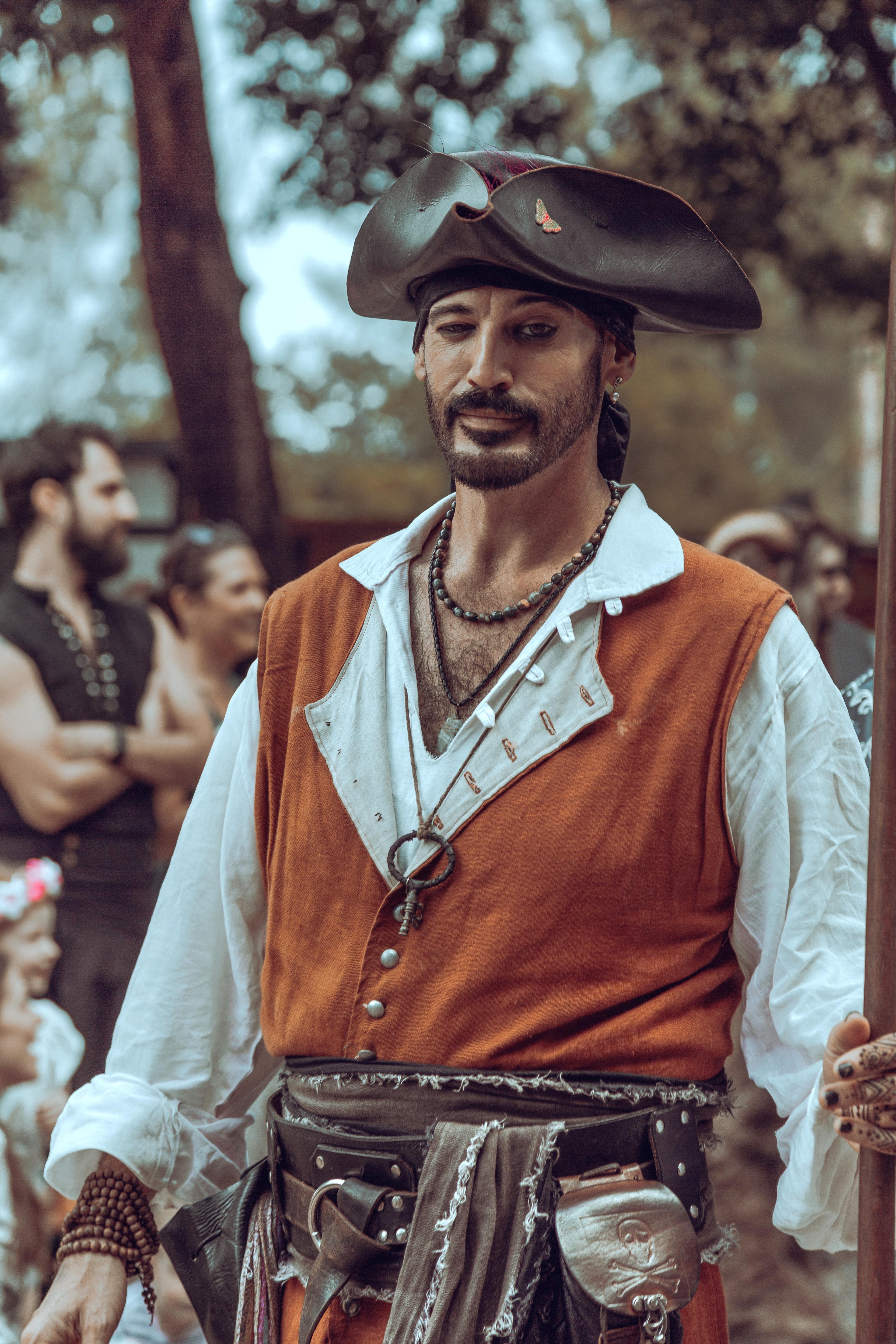  How To Dress Like A Pirate Without Buying Anything 