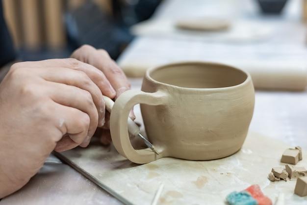 How Do You Fix A Ceramic Mug Handle 