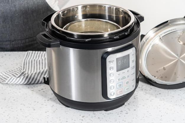  How Long Can You Safely Keep Food On Warm In A Slow Cooker 