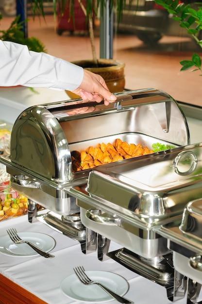  How Long Will Chafing Dishes Keep Food Warm 