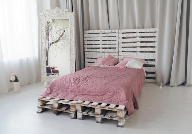  How Many Pallets For A Full Size Bed 