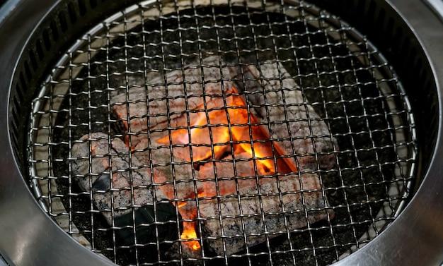  How Much Charcoal To Use In Kamado Joe 