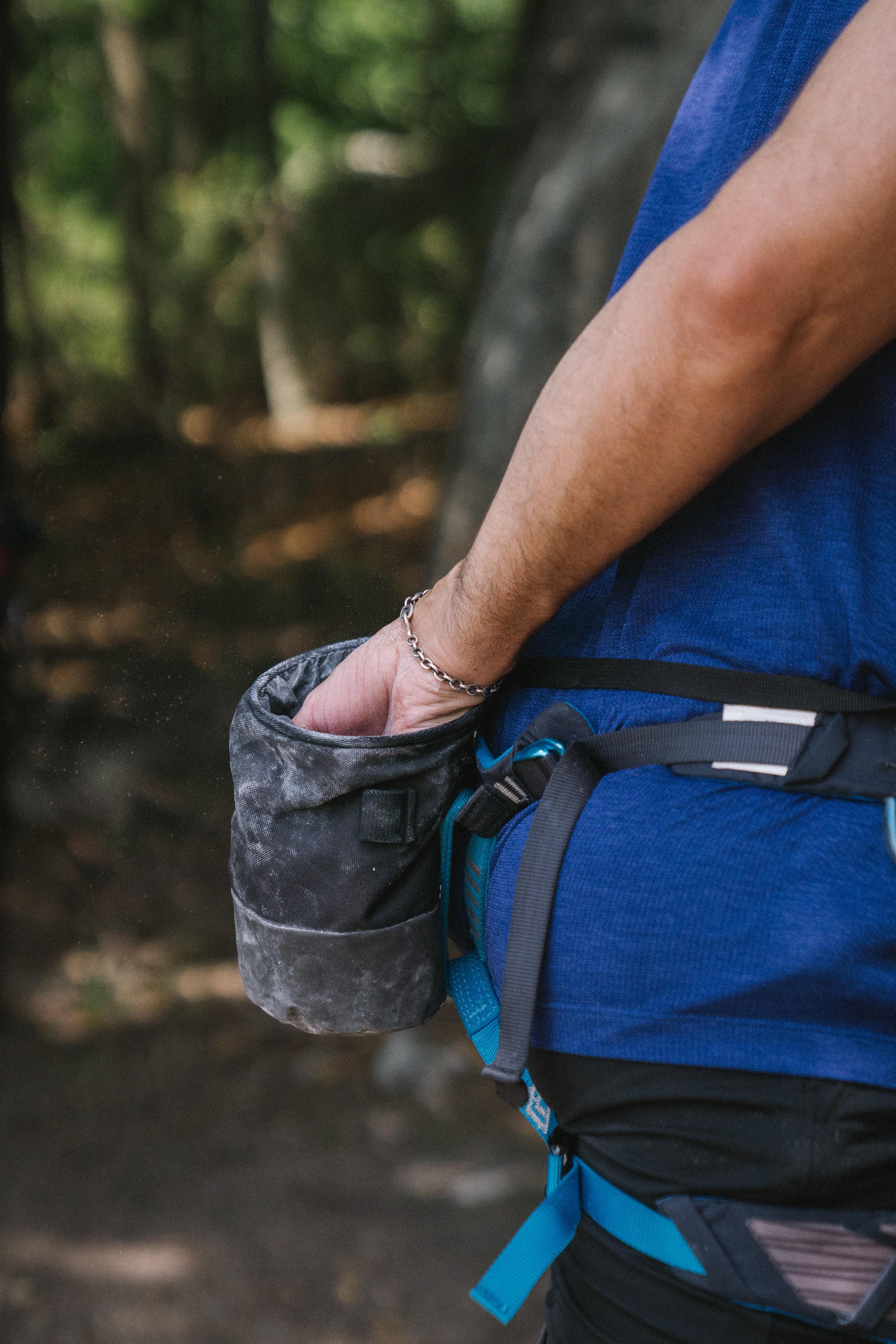 How To Attach Chalk Bag To Harness 
