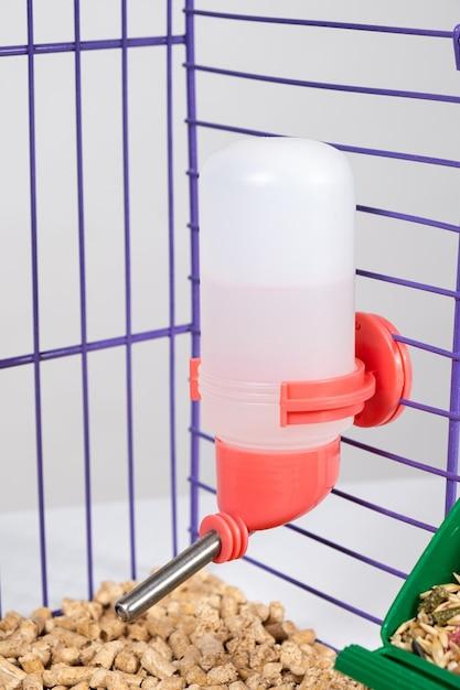  How To Attach Water Bottle To Cage 