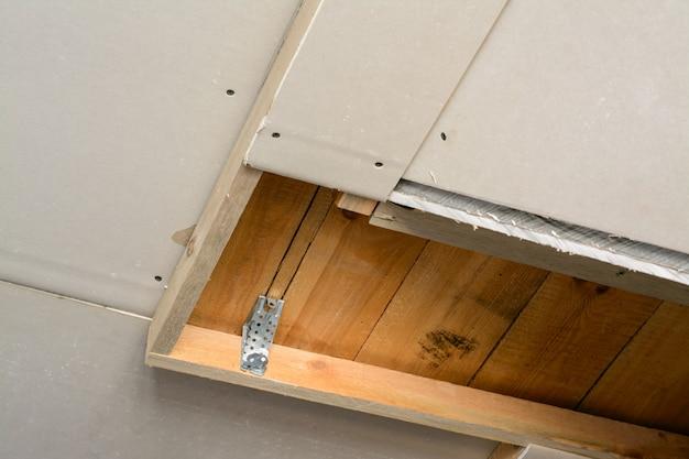  How To Attach Wood To Drywall Without Studs 