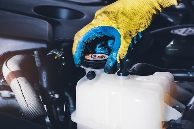  How To Clean Power Steering Fluid Off Driveway 