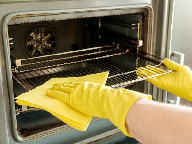 How Do I Clean The Bottom Of My Oven Without Baking Soda 