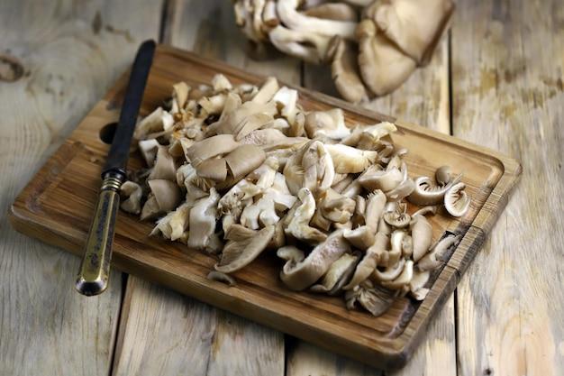How To Dry Mushrooms For Crafts 