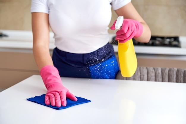  How To Feel Better After Cleaning With Bleach 