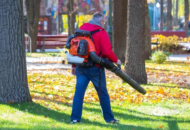 How To Hang A Backpack Leaf Blower 