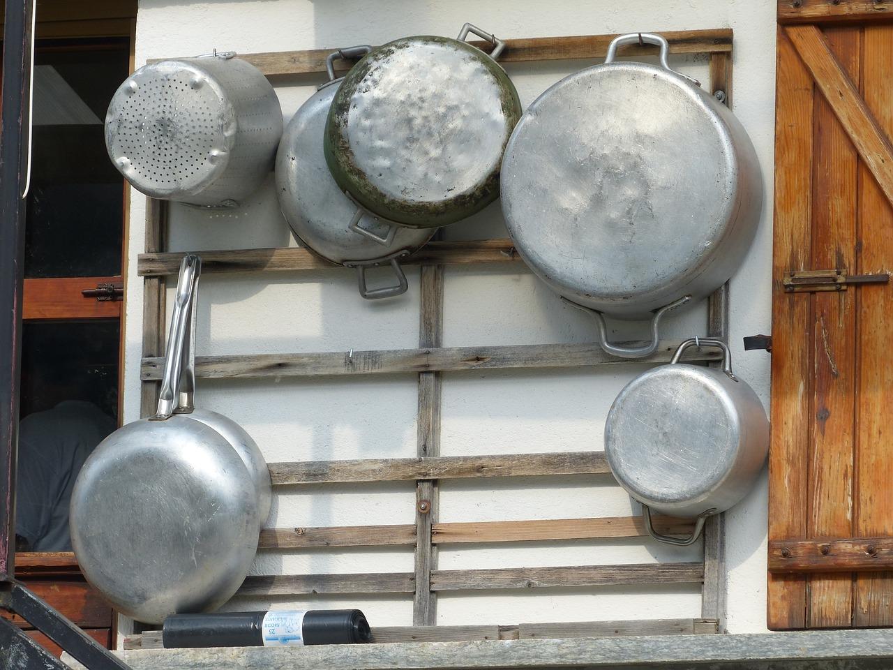 How To Hang A Pot Rack Without Studs 