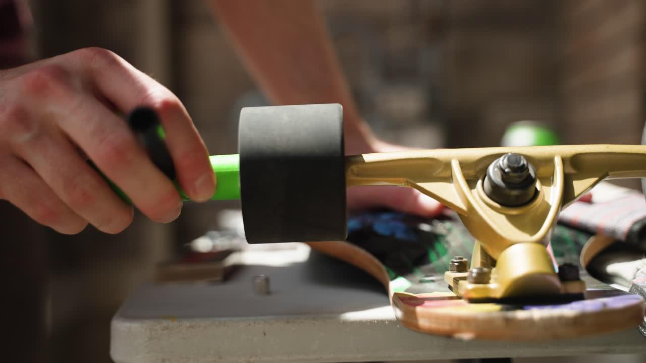  How To Maintain A Skateboard 