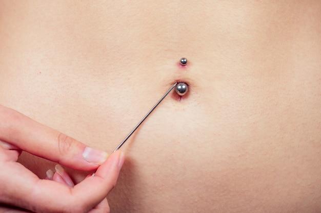  How To Make A Diy Navel Piercing Cleaning Solution 