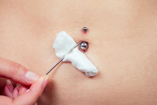  How To Make A Diy Navel Piercing Cleaning Solution 