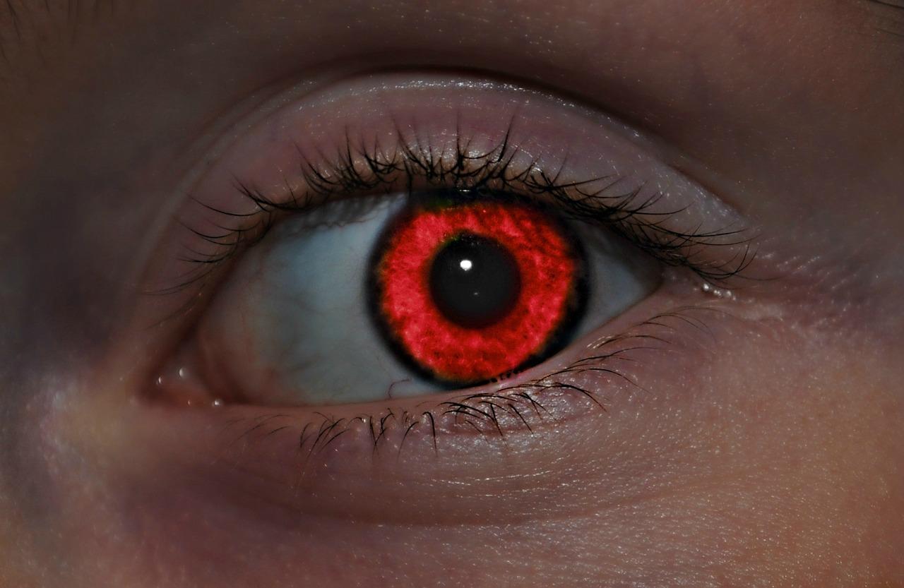 How To Make Your Eye Color Red 