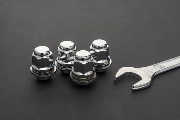How To Remove Audi Lug Nut Caps Without Tool 