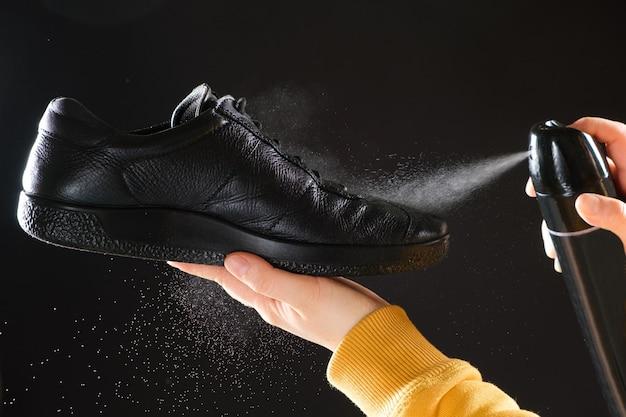  How To Remove Mildew Smell From Shoes 