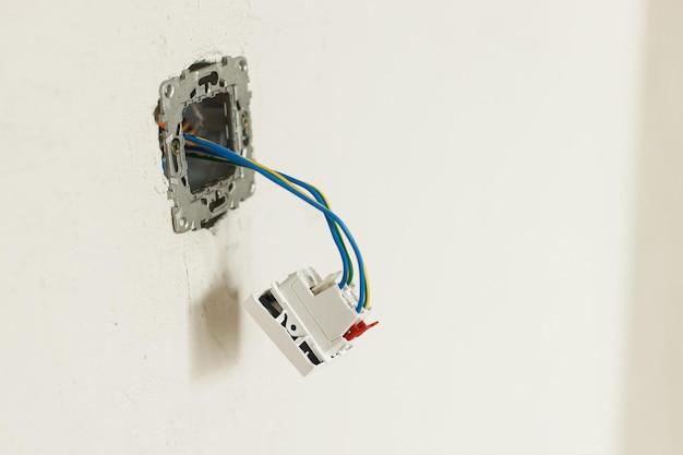How To Remove Wires From Light Switch 