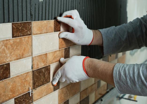 How To Stick Ceramic Tiles To Wood Wall 