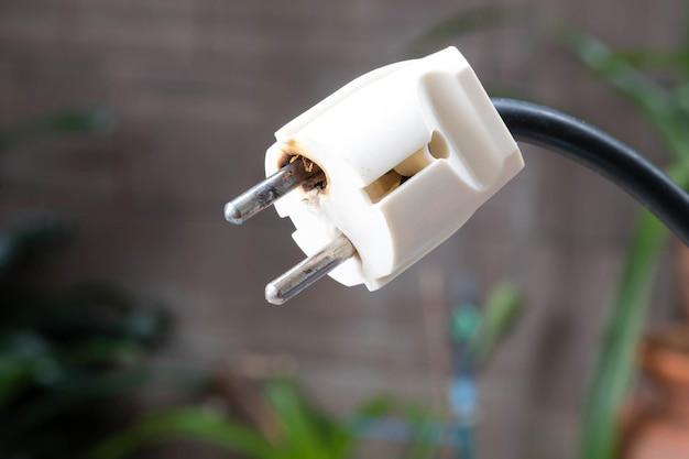  How To Wire A 3 Prong Plug With 2 Wires 