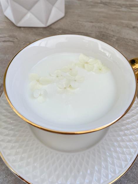 Is Cold Porcelain Food Safe 