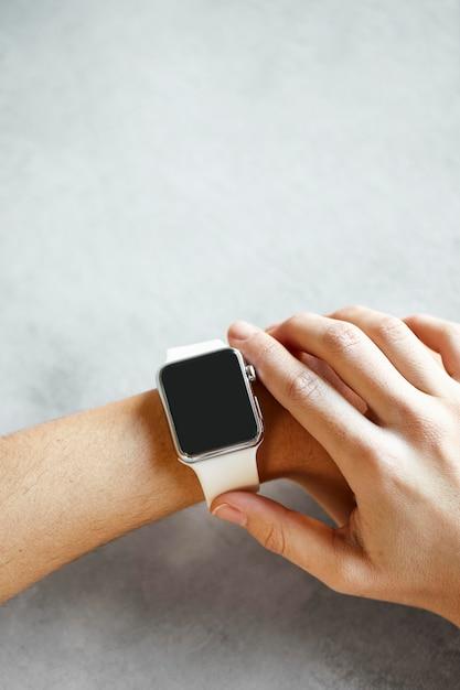  Is The 42Mm Apple Watch Too Big For A Woman 